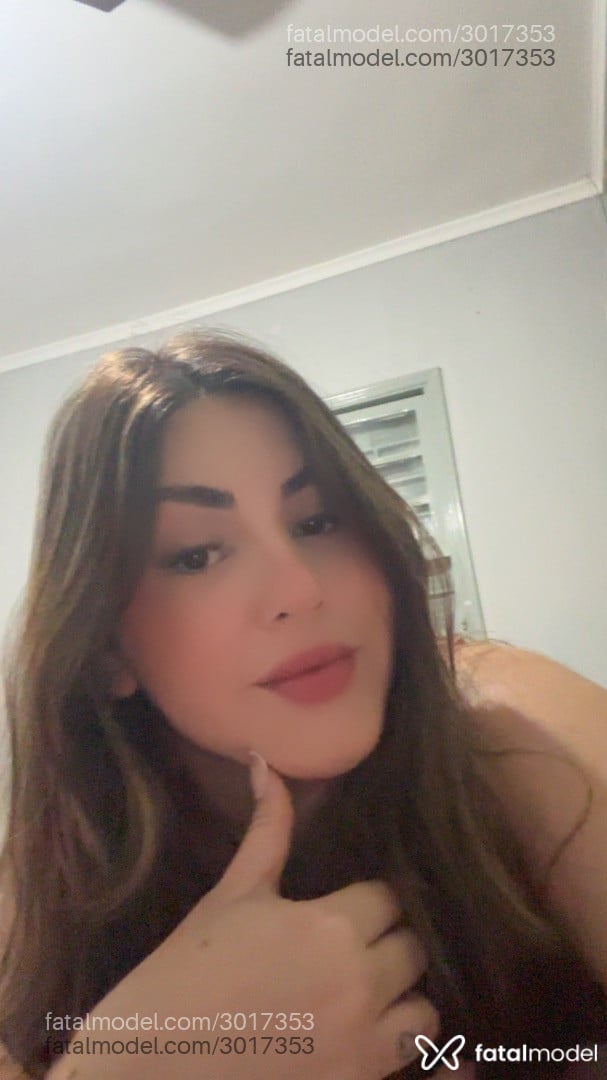 Acompanhante mulher com cabelo castanho de olhos castanhos - Gaby