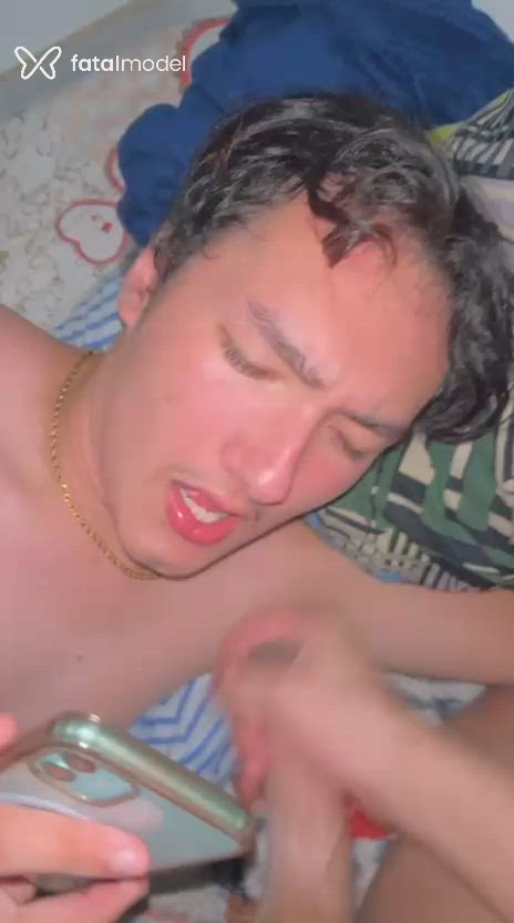 Acompanhante homem com cabelo castanho de olhos castanhos - Kaio Luccas