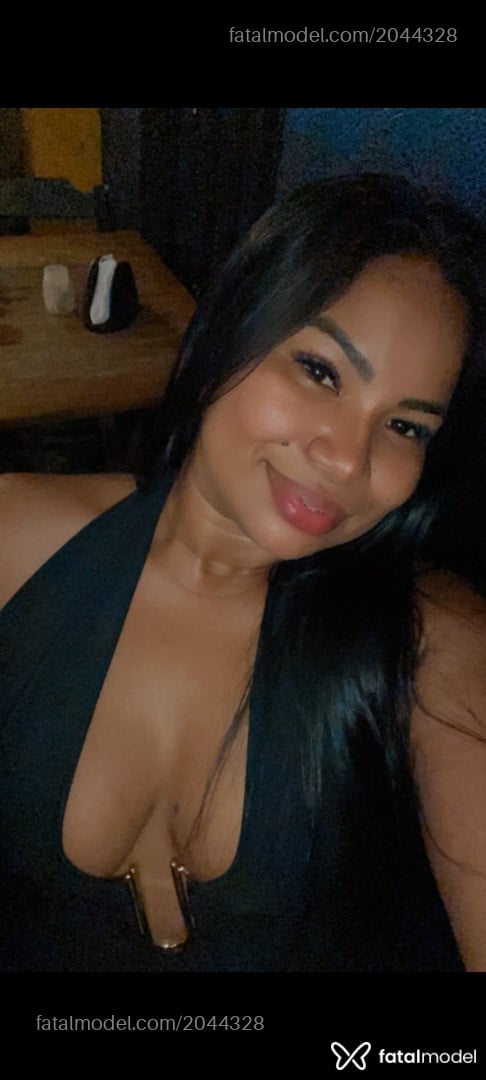 Acompanhante mulher morena (o) de olhos pretos - Gabriela