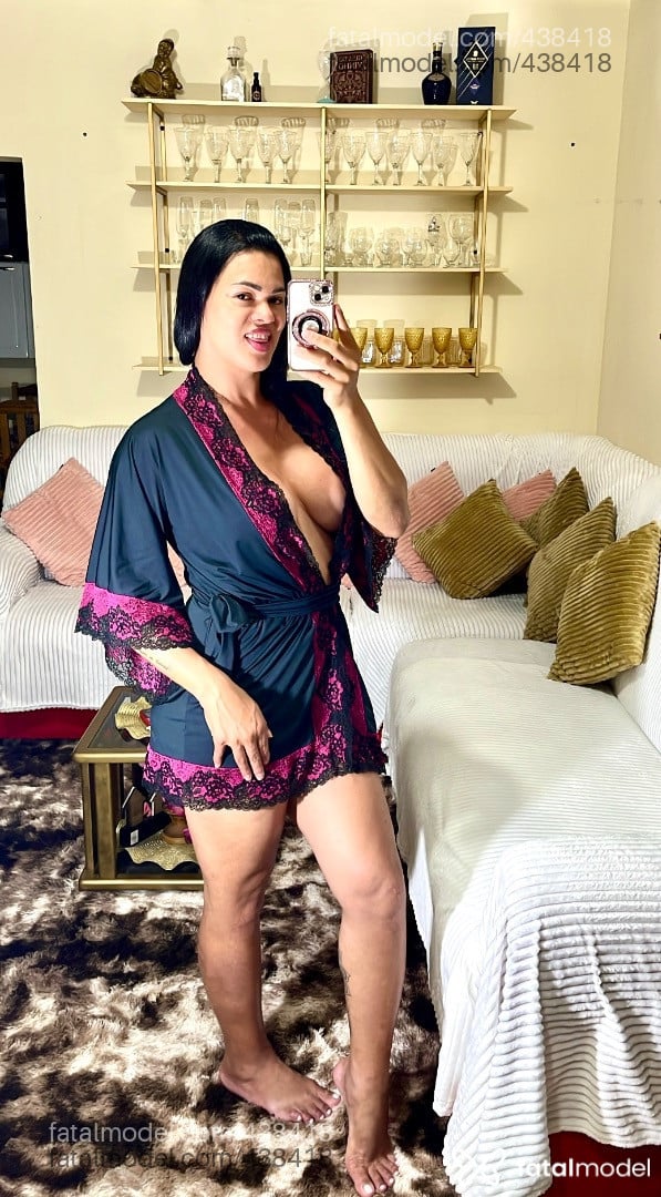 Acompanhante travesti morena (o) de olhos castanhos - YASMIN Fontanelly