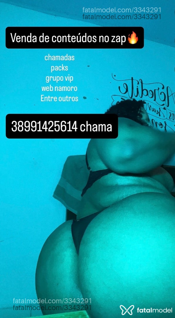 Acompanhante mulher trans morena (o) de olhos pretos - Carlinhagg