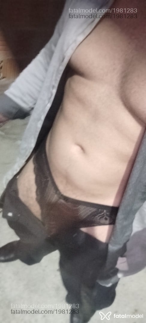 Acompanhante homem com cabelo castanho de olhos mel - Casadodiscreto