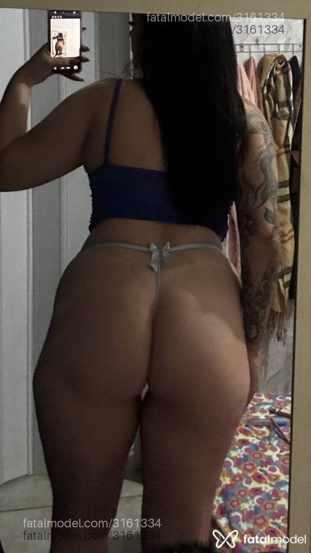 Acompanhante mulher com cabelo castanho de olhos mel em Itajaí - Naty Alves