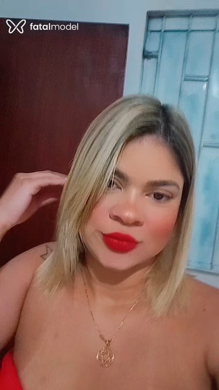Acompanhante mulher loira (o) de olhos castanhos - Bianca Duarte