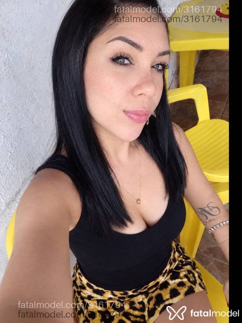 Acompanhante mulher morena (o) de olhos verdes - Mirella Castro