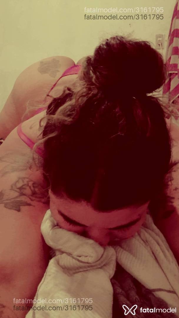 Acompanhante mulher com cabelo colorido de olhos castanhos em Maceió - Beatriz Sales