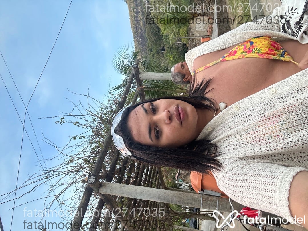 Acompanhante mulher trans morena (o) de olhos castanhos - Lele Garcia
