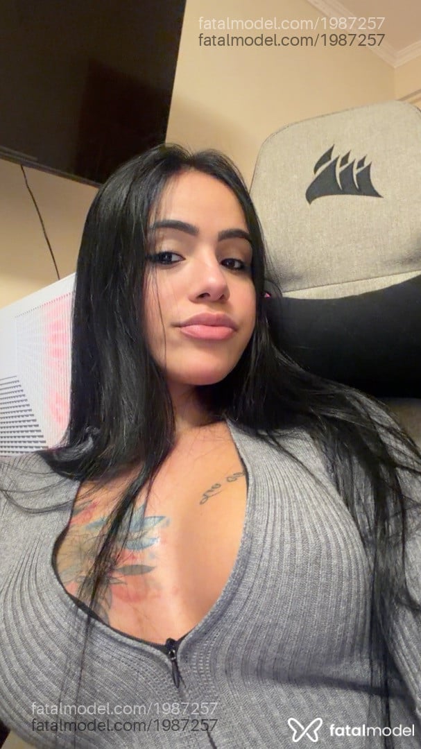 Acompanhante mulher morena (o) de olhos castanhos - Jaqueline Gomes