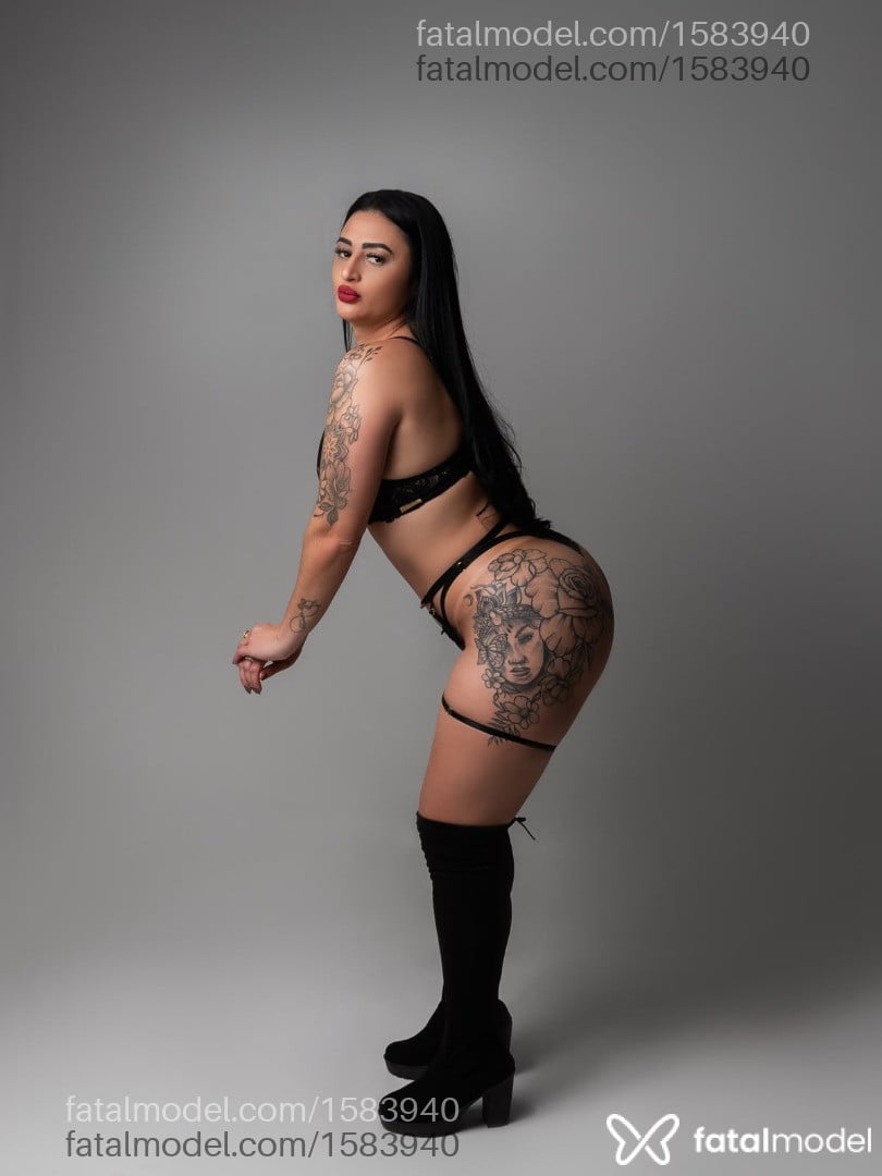 Acompanhante mulher morena (o) de olhos castanhos - Gaby Silva