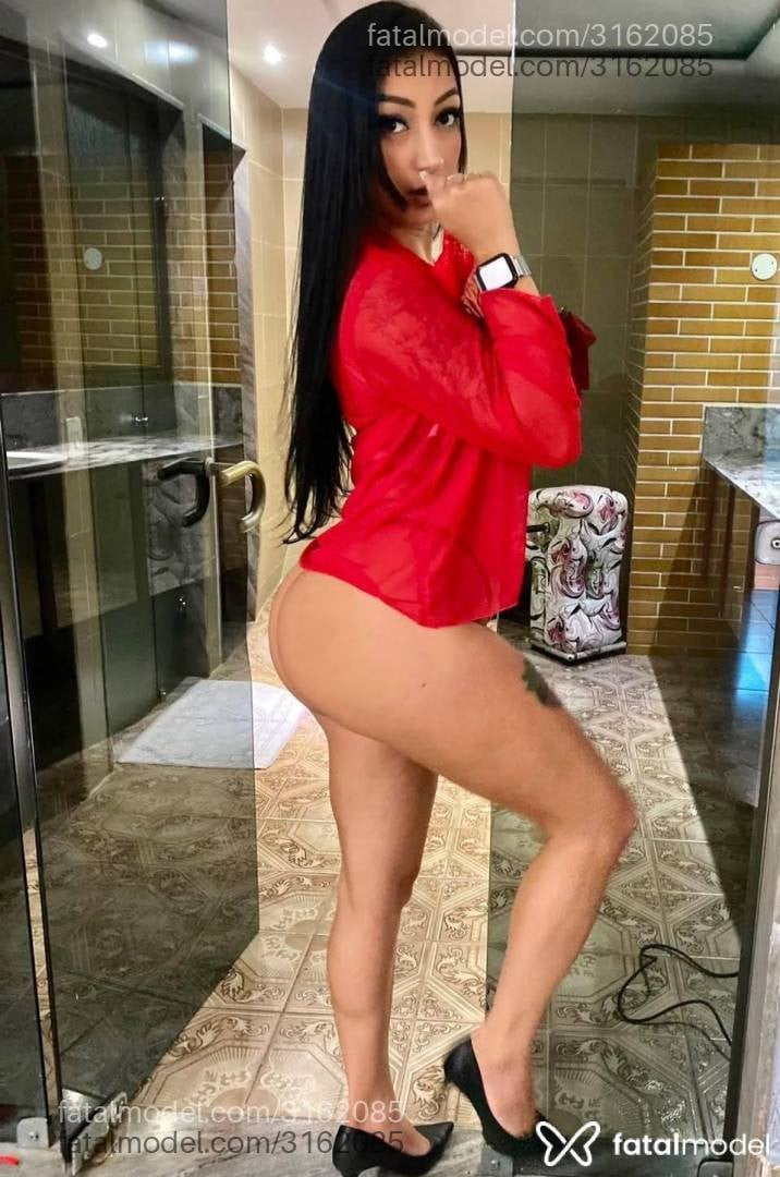 Acompanhante mulher morena (o) de olhos castanhos - Isabella Prado