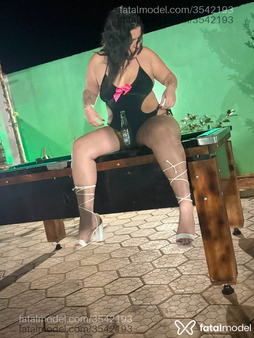 Acompanhante mulher morena (o) de olhos castanhos - Brenda