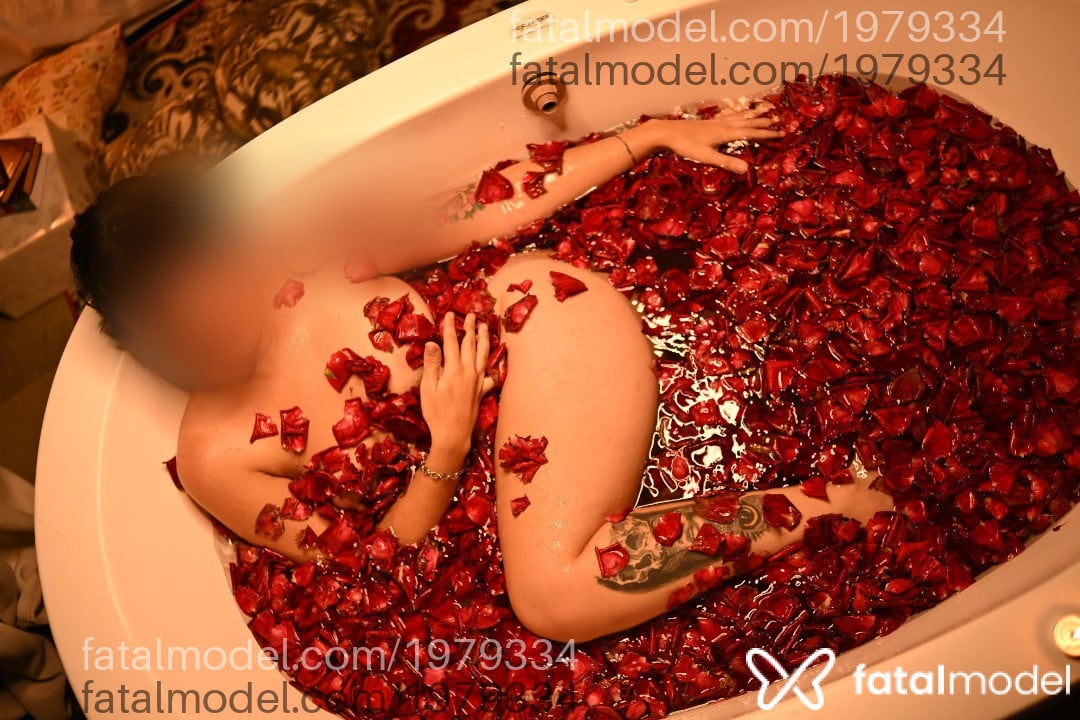 Acompanhante mulher morena (o) de olhos castanhos - Rafaela