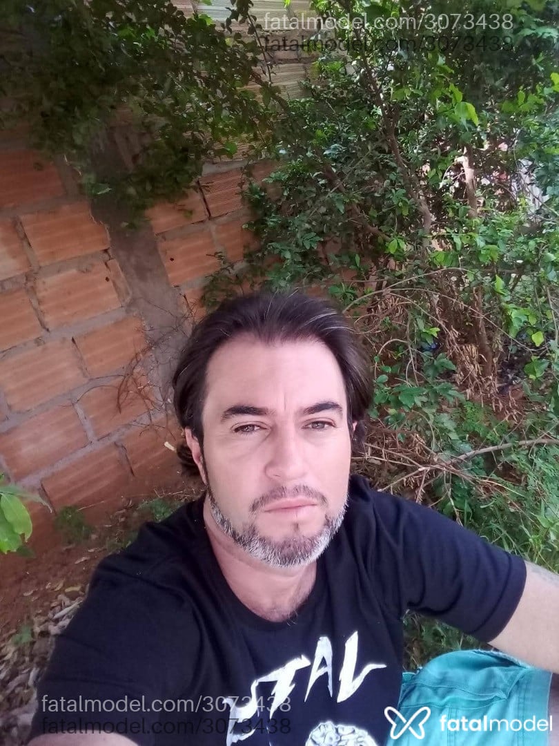 Acompanhante homem morena (o) de olhos verdes - Nan Acompanhante homem morena (o) de olhos verdes - Nan