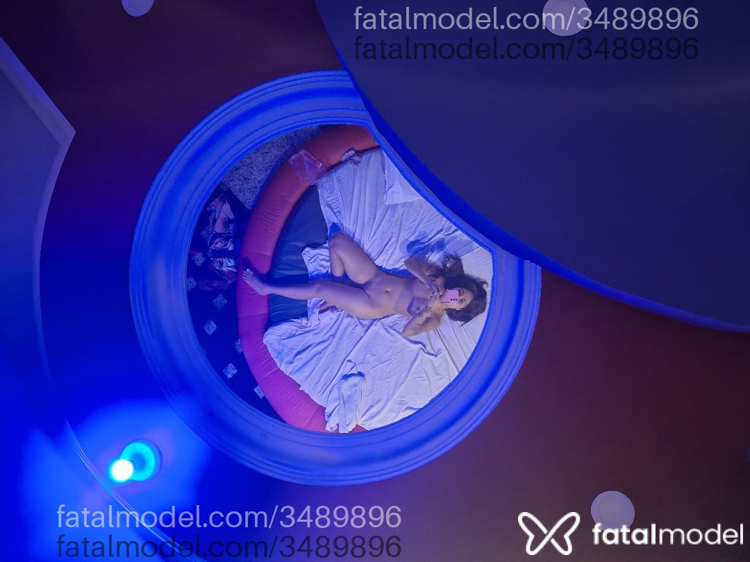 Acompanhante mulher morena (o) de olhos castanhos - Paloma