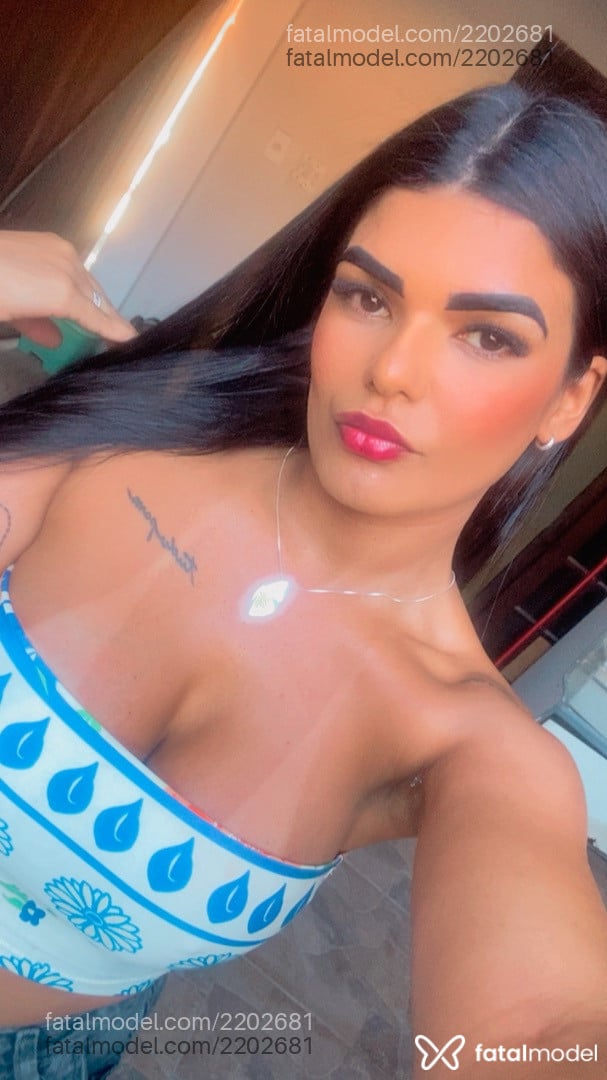 Acompanhante mulher morena (o) de olhos mel - Rayssa