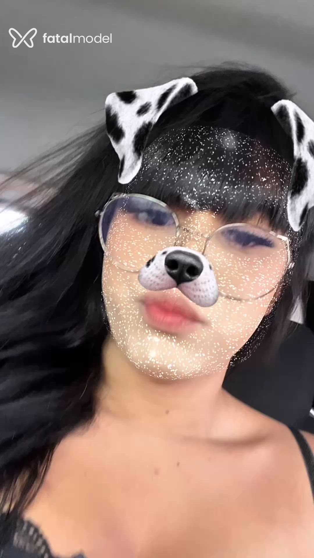 Acompanhante mulher trans morena (o) de olhos pretos - Rilary