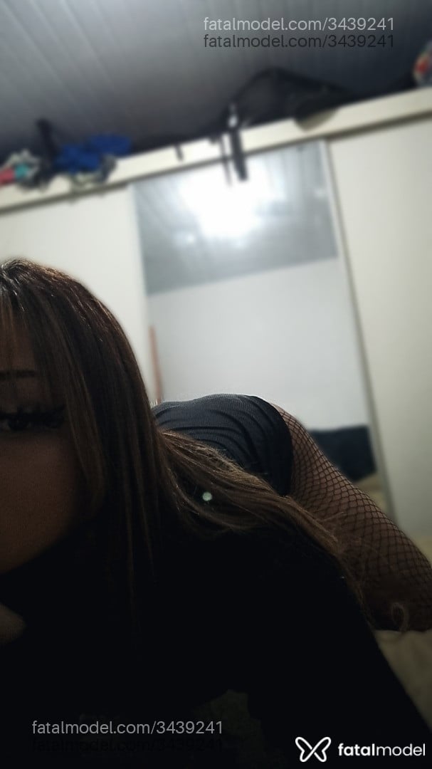 Acompanhante mulher trans loira (o) de olhos castanhos - Nathyzinha