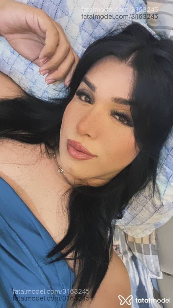 Acompanhante mulher trans morena (o) de olhos castanhos - Luiza Acompanhante mulher trans morena (o) de olhos castanhos - Luiza