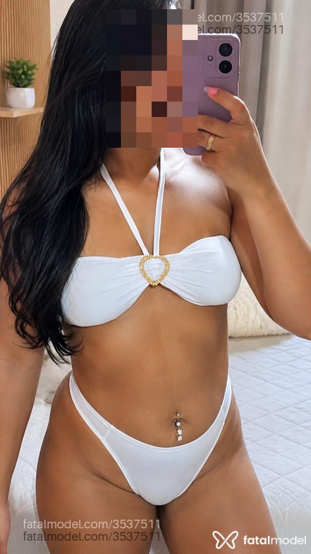 Acompanhante mulher morena (o) de olhos pretos - Rayane