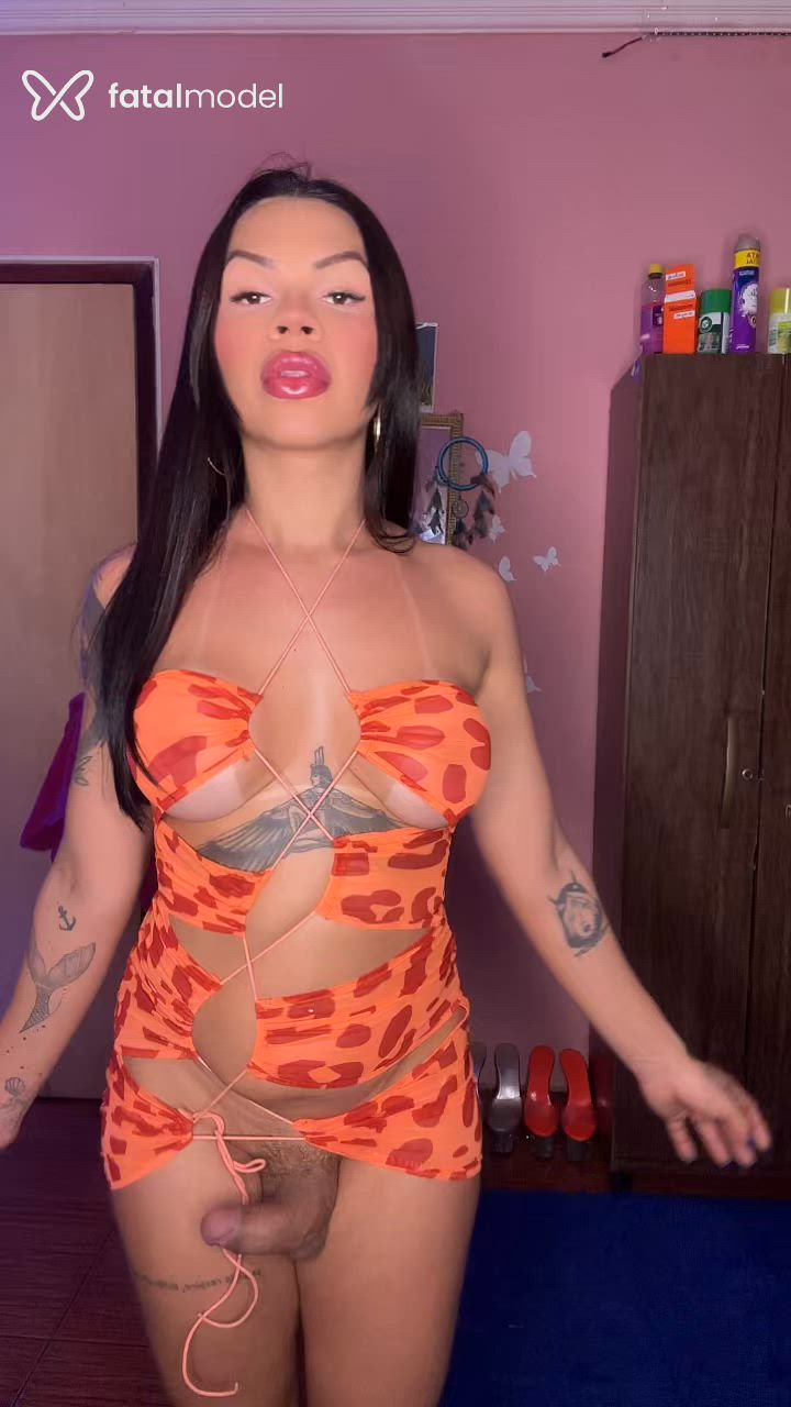 Acompanhante mulher trans morena (o) de olhos castanhos - Rebecca Taináh