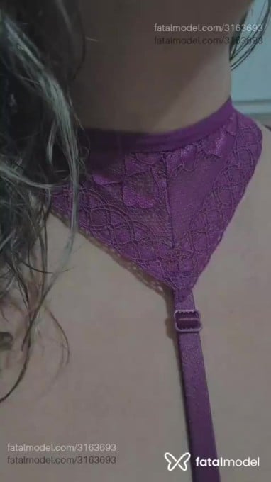 Acompanhante mulher loira (o) de olhos azuis em Maricá - Bella