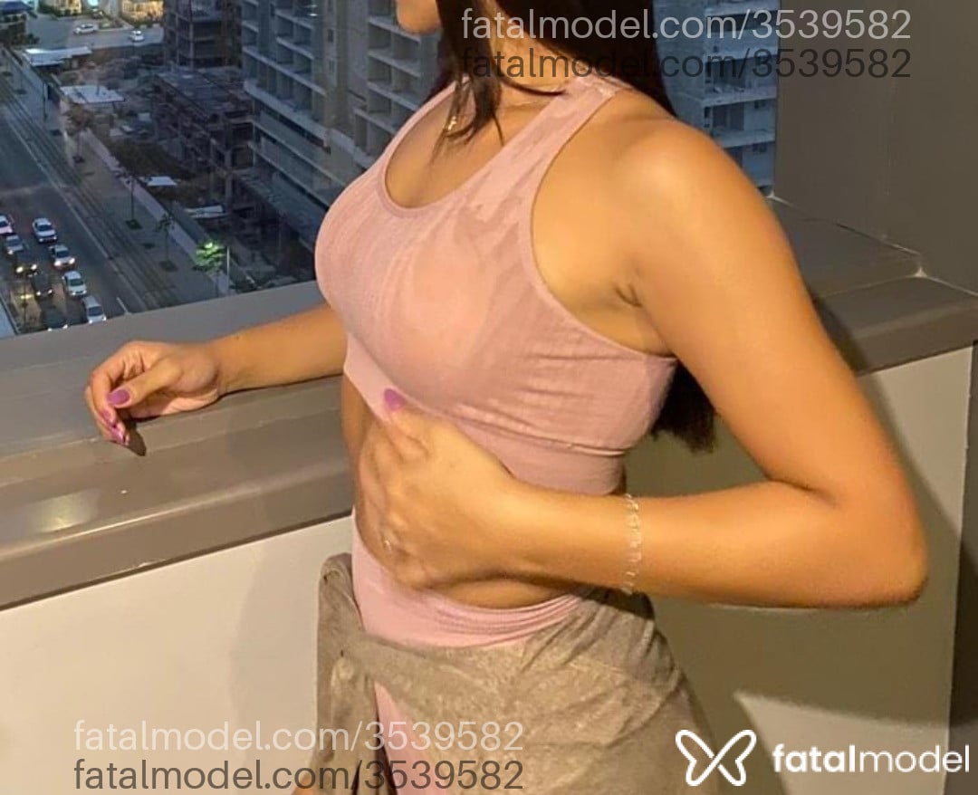 Acompanhante mulher morena (o) de olhos castanhos - Isabela Novais