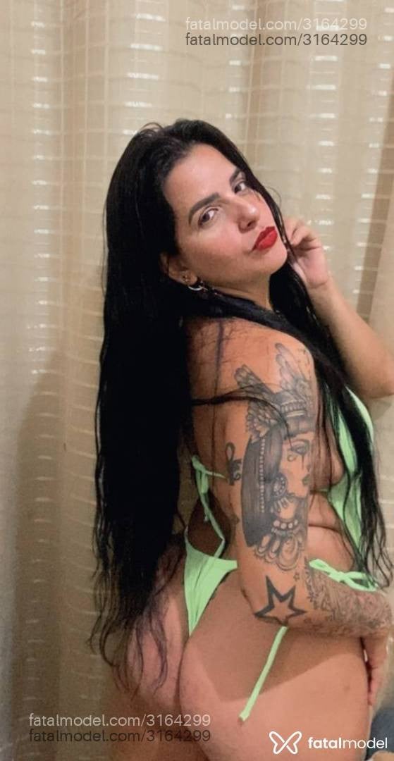 Acompanhante mulher com cabelo castanho de olhos castanhos em Ipatinga - Anitta
