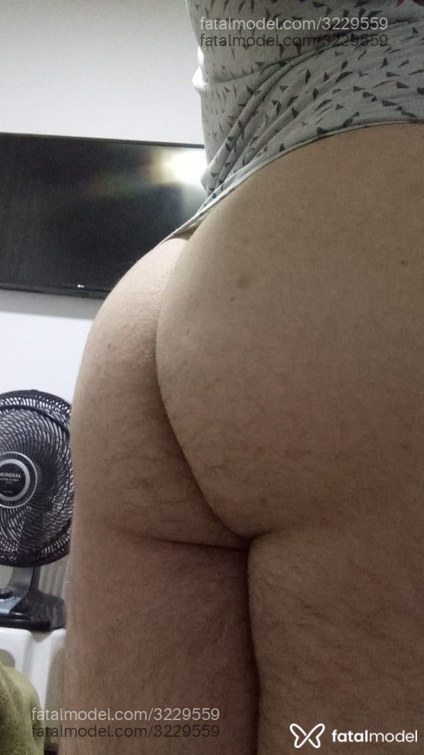 Acompanhante homem morena (o) de olhos pretos - Kyrah