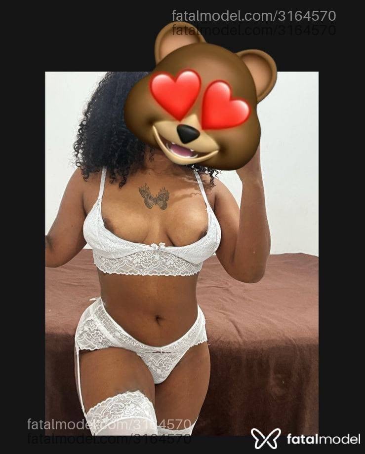 Acompanhante mulher morena (o) de olhos castanhos em Brusque - Niick