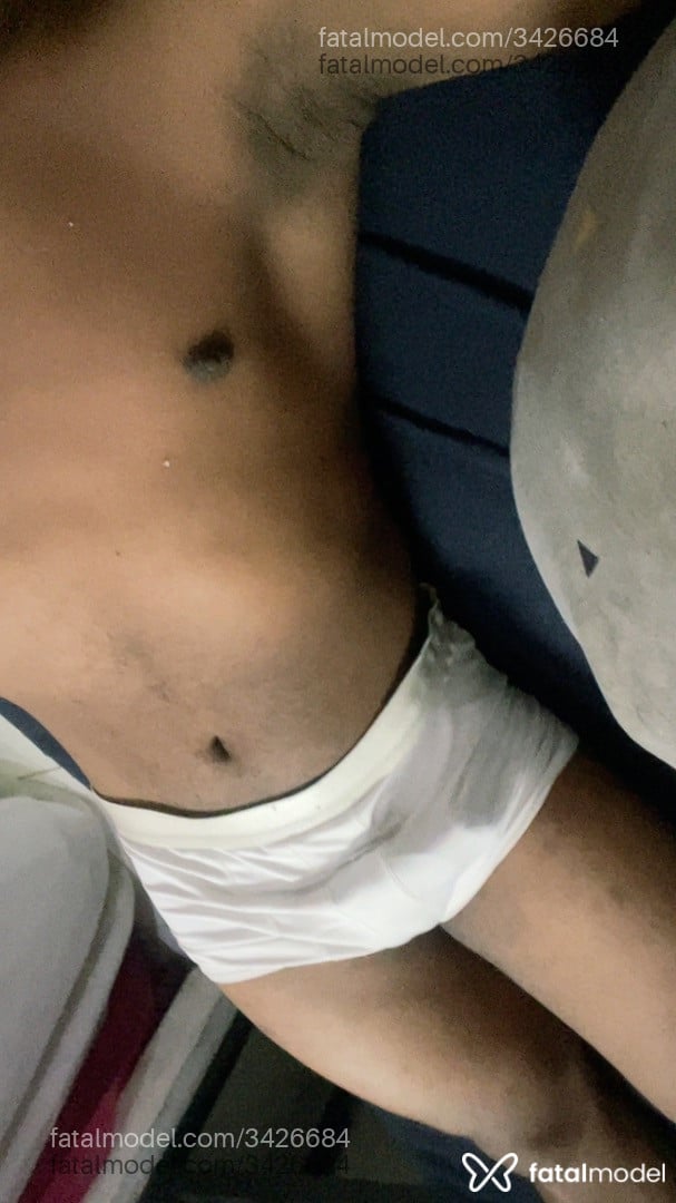 Acompanhante homem morena (o) de olhos castanhos - Maridão