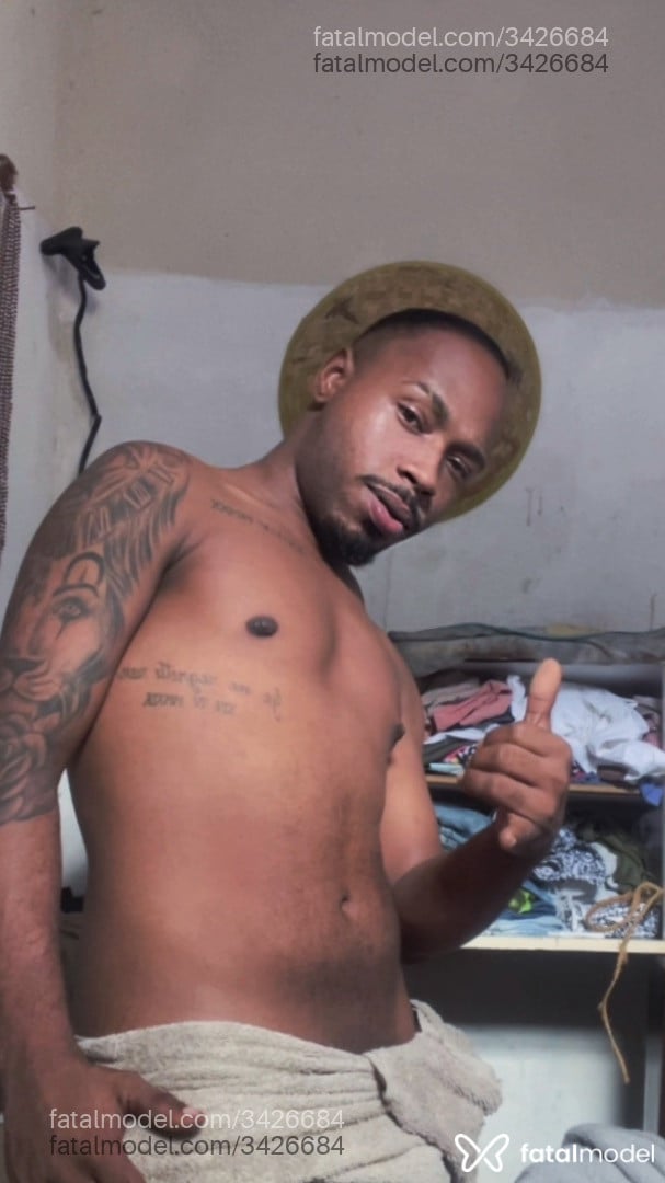 Acompanhante homem morena (o) de olhos castanhos - Maridão