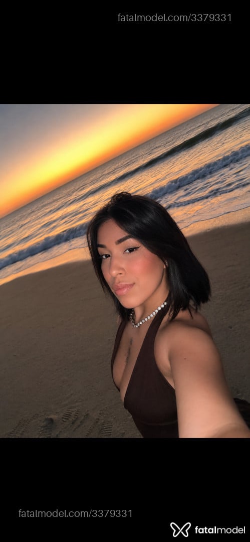 Acompanhante mulher morena (o) de olhos pretos - Sofia Menezes
