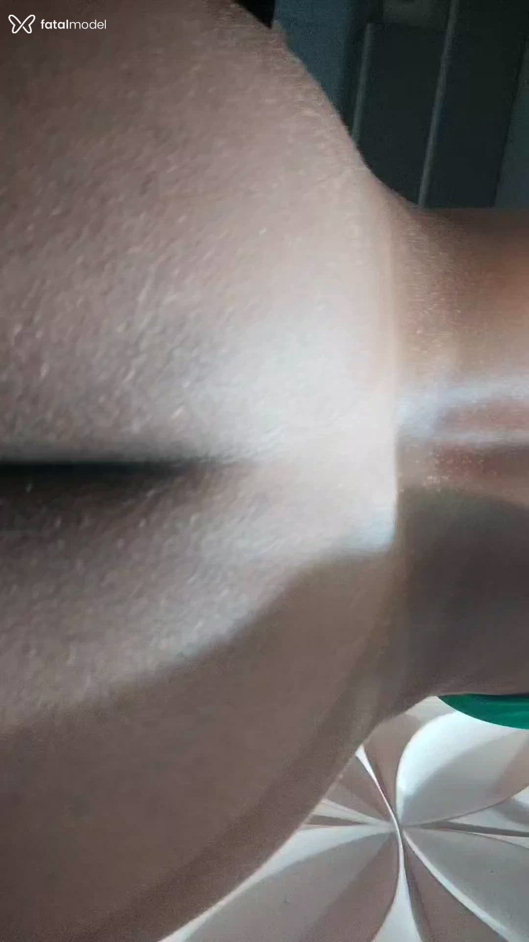 Acompanhante mulher morena (o) de olhos castanhos - Pérola Negra Acompanhante mulher morena (o) de olhos castanhos - Pérola Negra