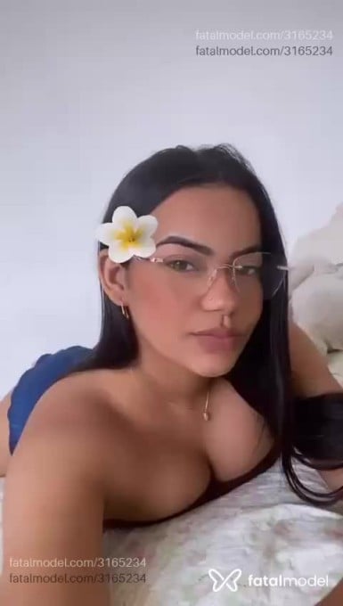 Acompanhante mulher morena (o) de olhos mel em Serra Talhada Acompanhante mulher morena (o) de olhos mel em Serra Talhada - Liz Moreira