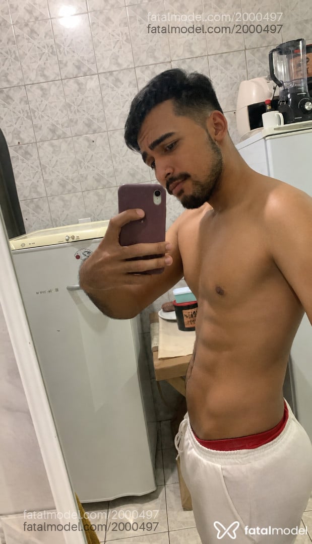 Acompanhante homem morena (o) de olhos pretos - Daniel Martínez