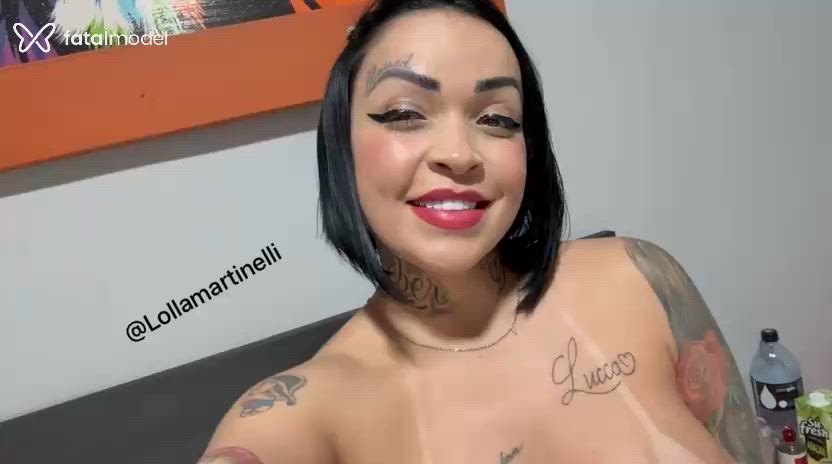 Acompanhante mulher morena (o) de olhos castanhos - Lolla Martinelli
