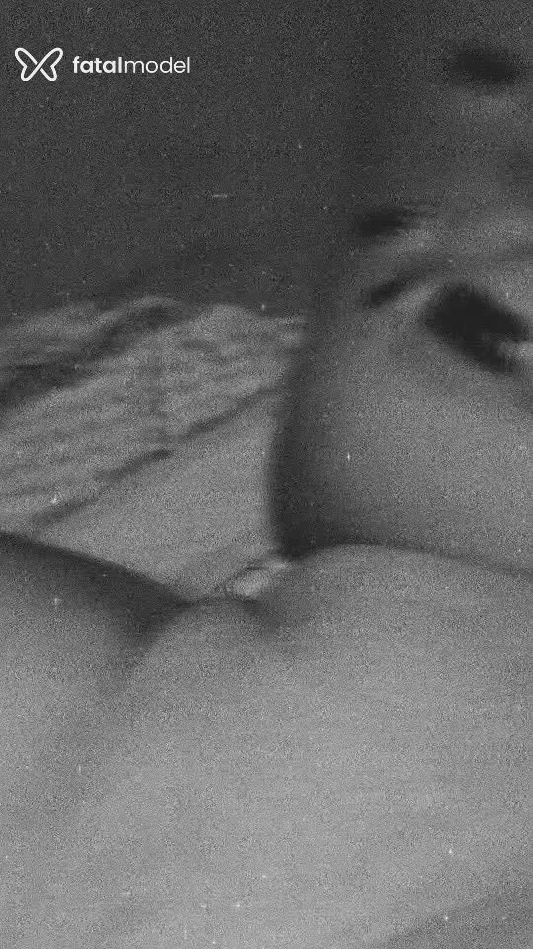 Acompanhante mulher morena (o) de olhos castanhos - Dania Acompanhante mulher morena (o) de olhos castanhos - Dania