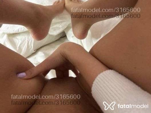 Acompanhante mulher loira (o) de olhos verdes em Virtual - Lauren