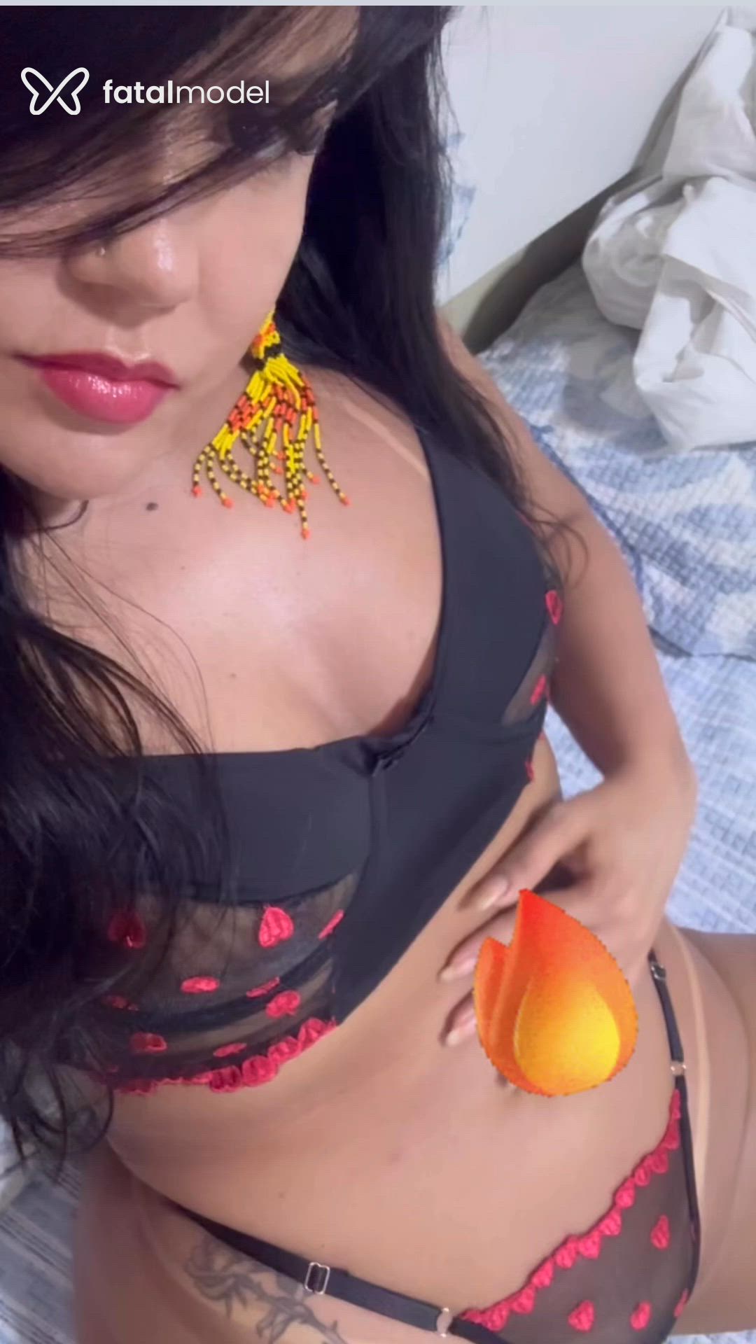 Acompanhante mulher morena (o) de olhos castanhos - Elo Soares