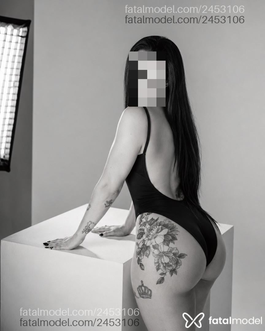 Acompanhante mulher morena (o) de olhos verdes - Morena Carol