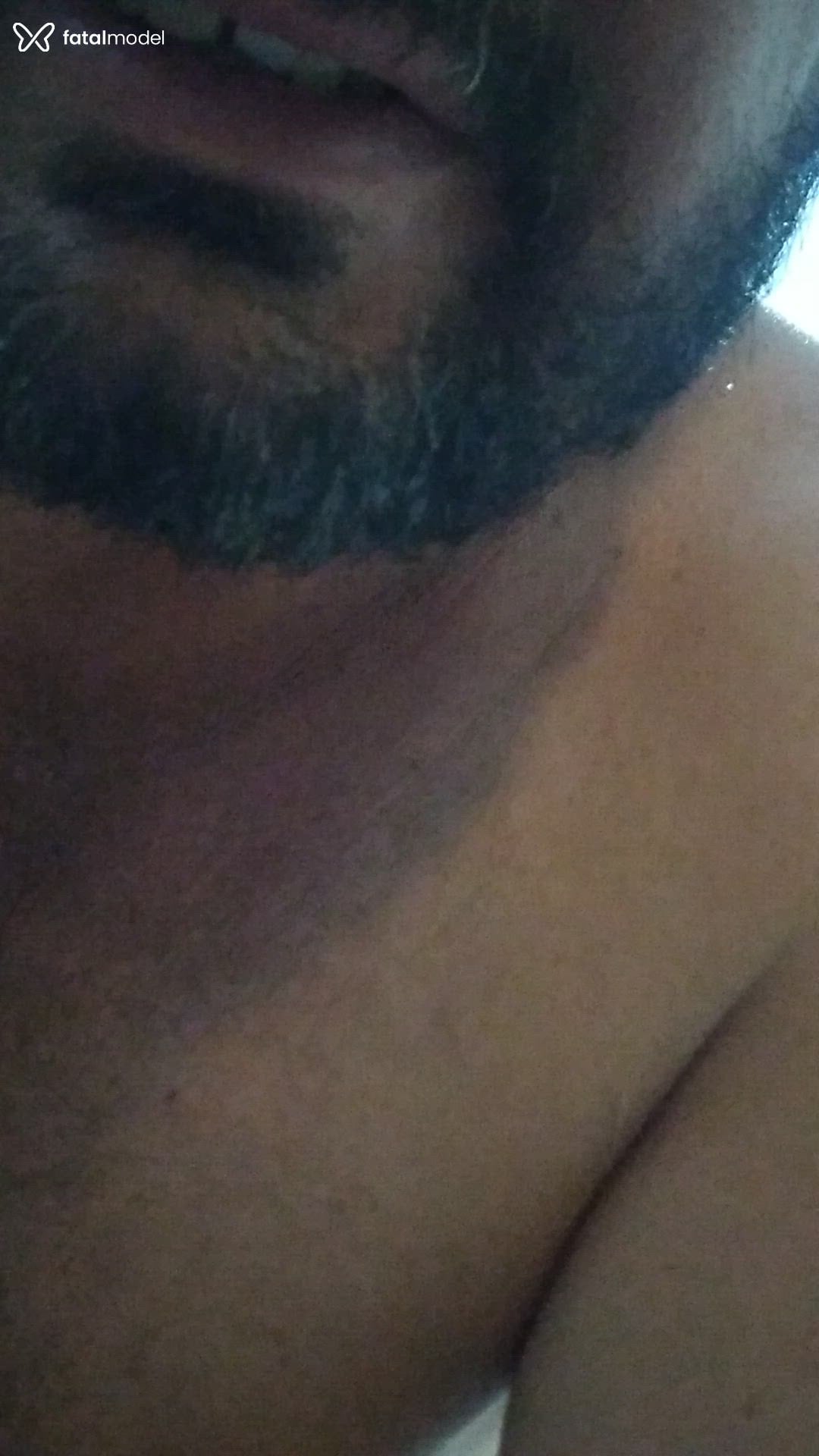 Acompanhante homem loira (o) de olhos mel - Ricardão
