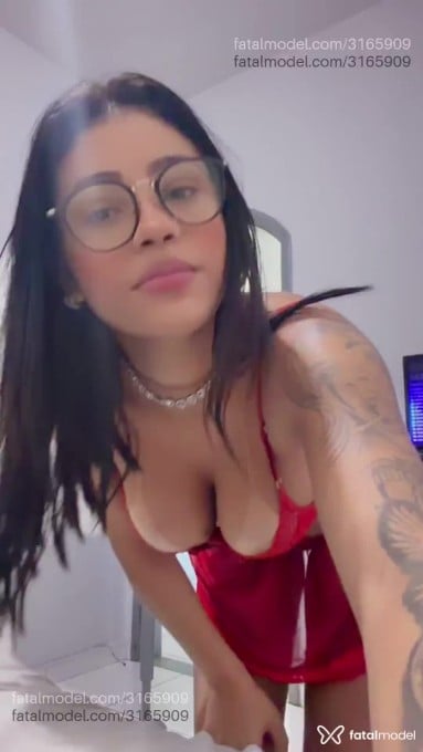 Acompanhante mulher morena (o) de olhos pretos em Linhares - Bruna Barreto