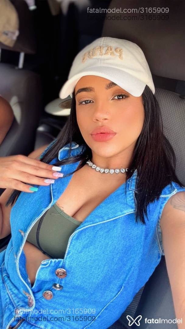 Acompanhante mulher morena (o) de olhos pretos em Linhares - Bruna Barreto