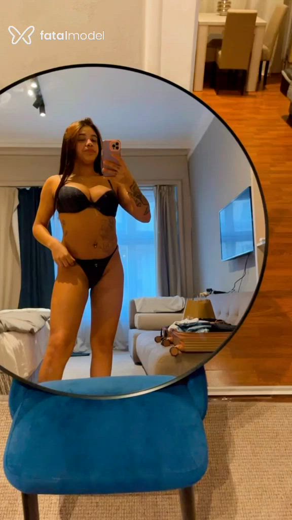 Acompanhante mulher morena (o) de olhos pretos em Linhares - Bruna Barreto