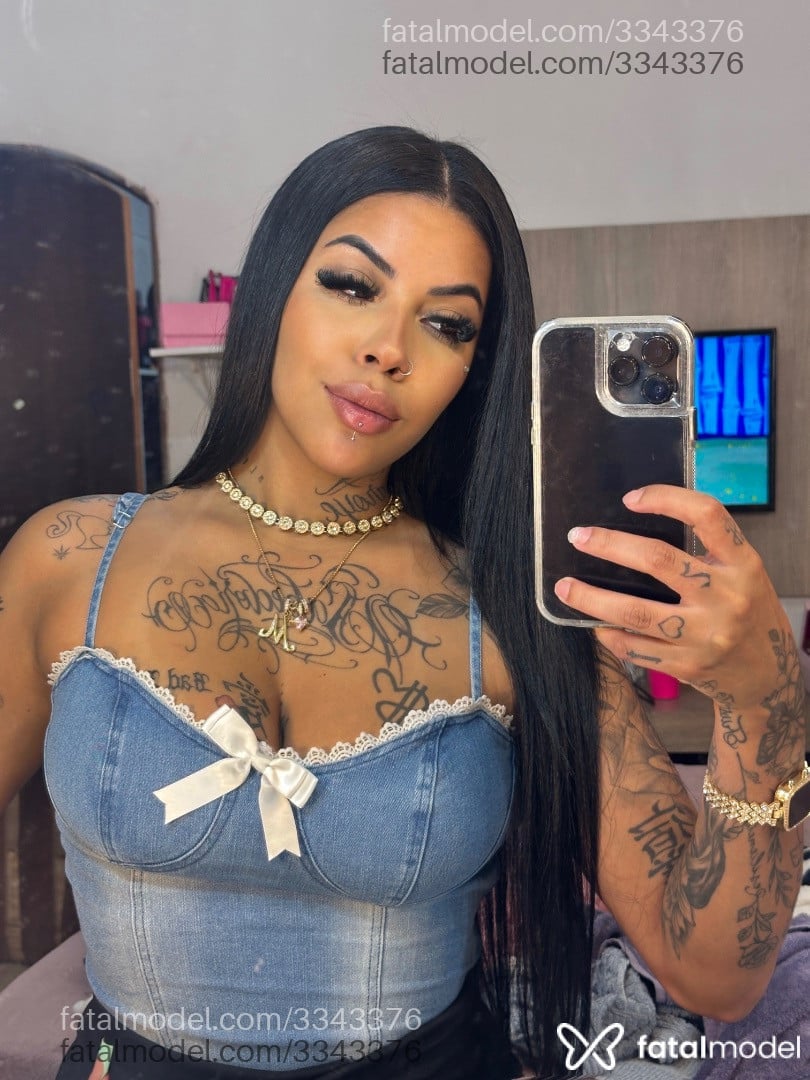 Acompanhante mulher morena (o) de olhos castanhos - Tifany Belline