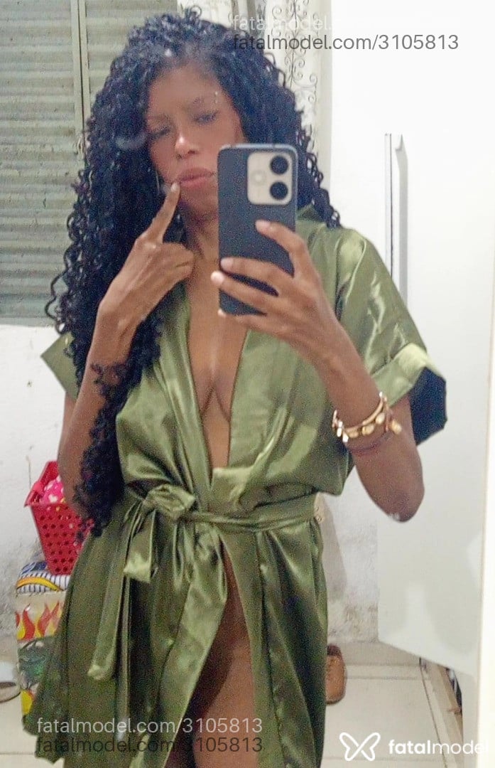 Acompanhante mulher morena (o) de olhos pretos - Jéssica Acompanhante mulher morena (o) de olhos pretos - Jéssica