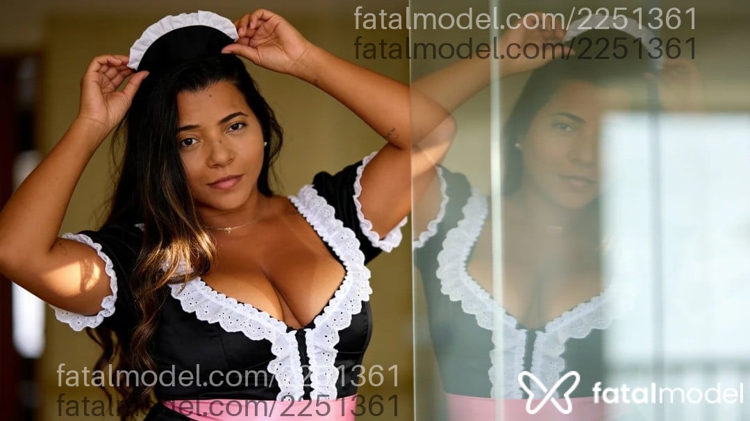 Acompanhante mulher morena (o) de olhos pretos - Priscila Britto Acompanhante mulher morena (o) de olhos pretos - Priscila Britto