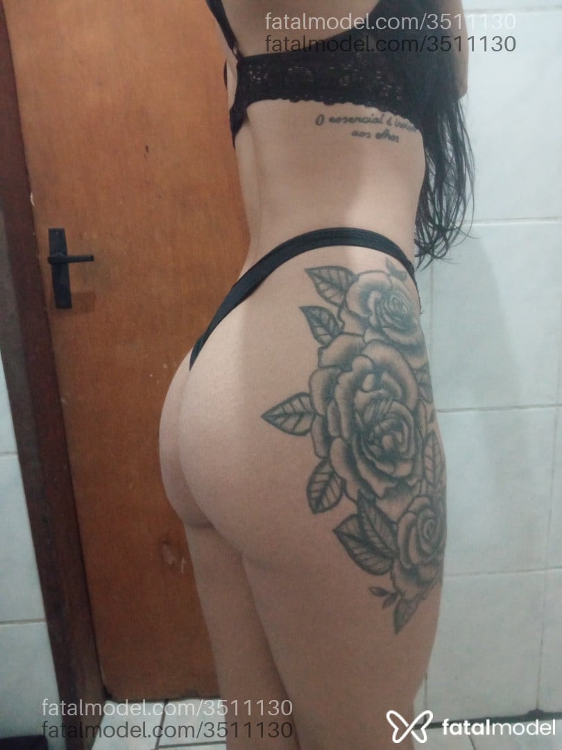 Acompanhante mulher morena (o) de olhos castanhos - Josynha