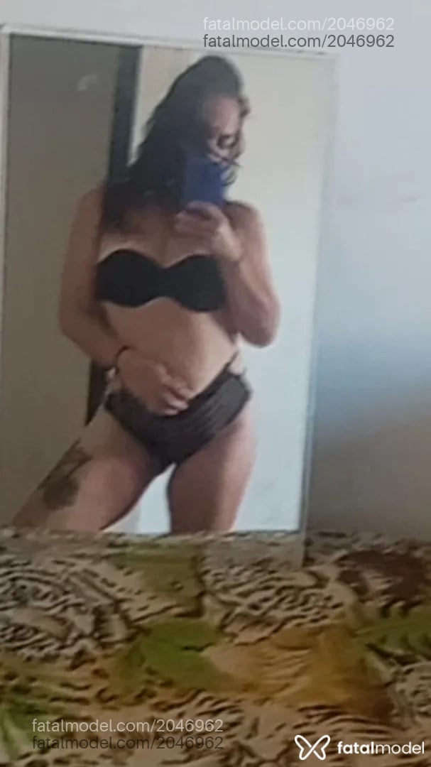 Acompanhante mulher morena (o) de olhos castanhos - Amanda