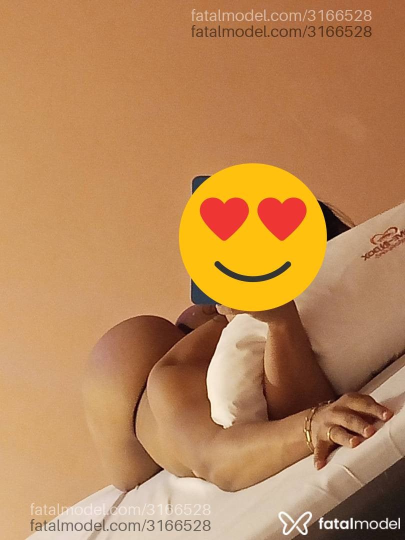 Acompanhante mulher morena (o) de olhos pretos em Salvador - Mel
